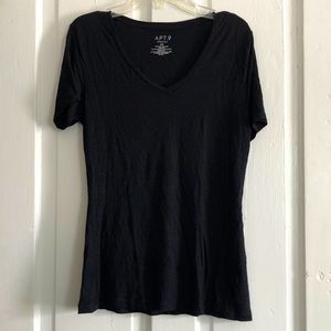 Apt 9 Essentials black v-neck tee